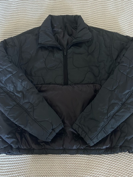 lululemon athletica Jackets & Blazers - Lululemon Pullover